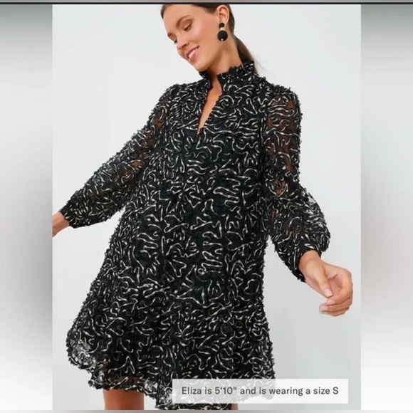 Tuckernuck | Nightly Organza Palmerston Dress in Black Gold Metallic Size XL - Picture 1 of 6